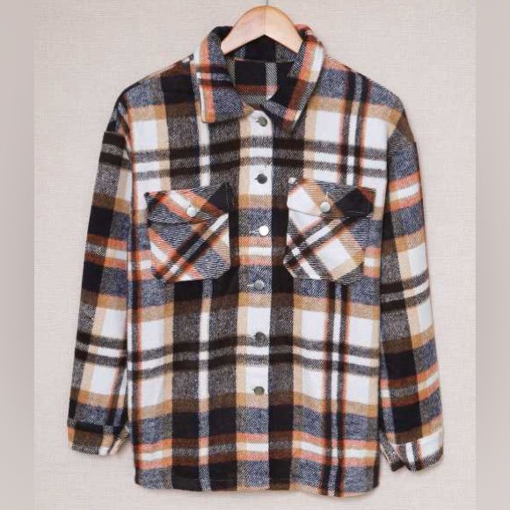 NWT! The Perfect Geometric Plaid Plaid Pocketed Shacket! Sooo cute! 🤩 - Picture 8 of 12